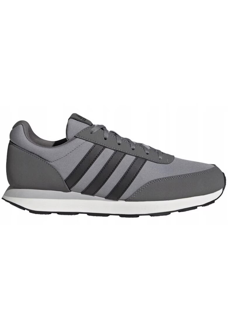 adidas Спортни обувки с контрастни детайли