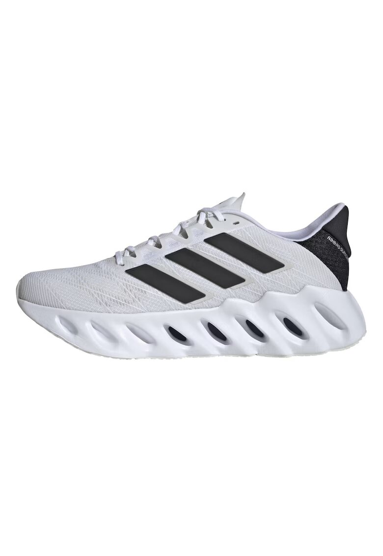 adidas Спортни обувки SWITCH FWD 2 M IF6757 - цвят