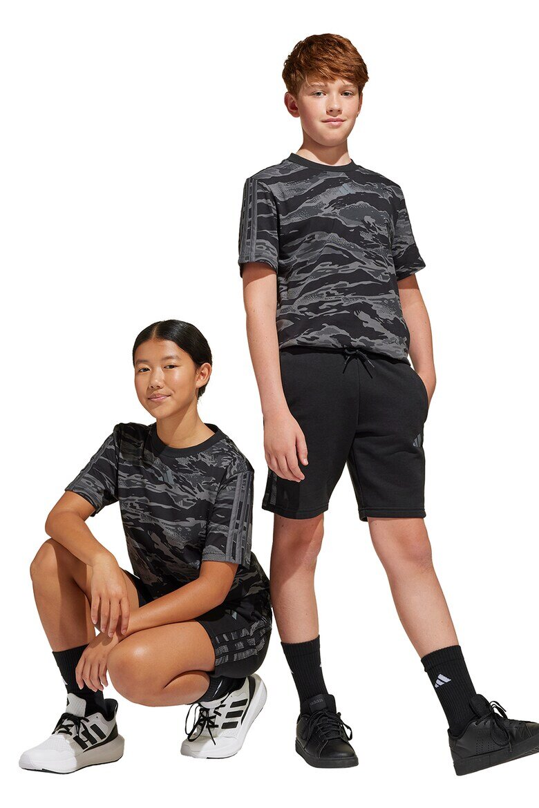 adidas Sportswear Камуфлажни шорти с памук Черен/Избеляло черно