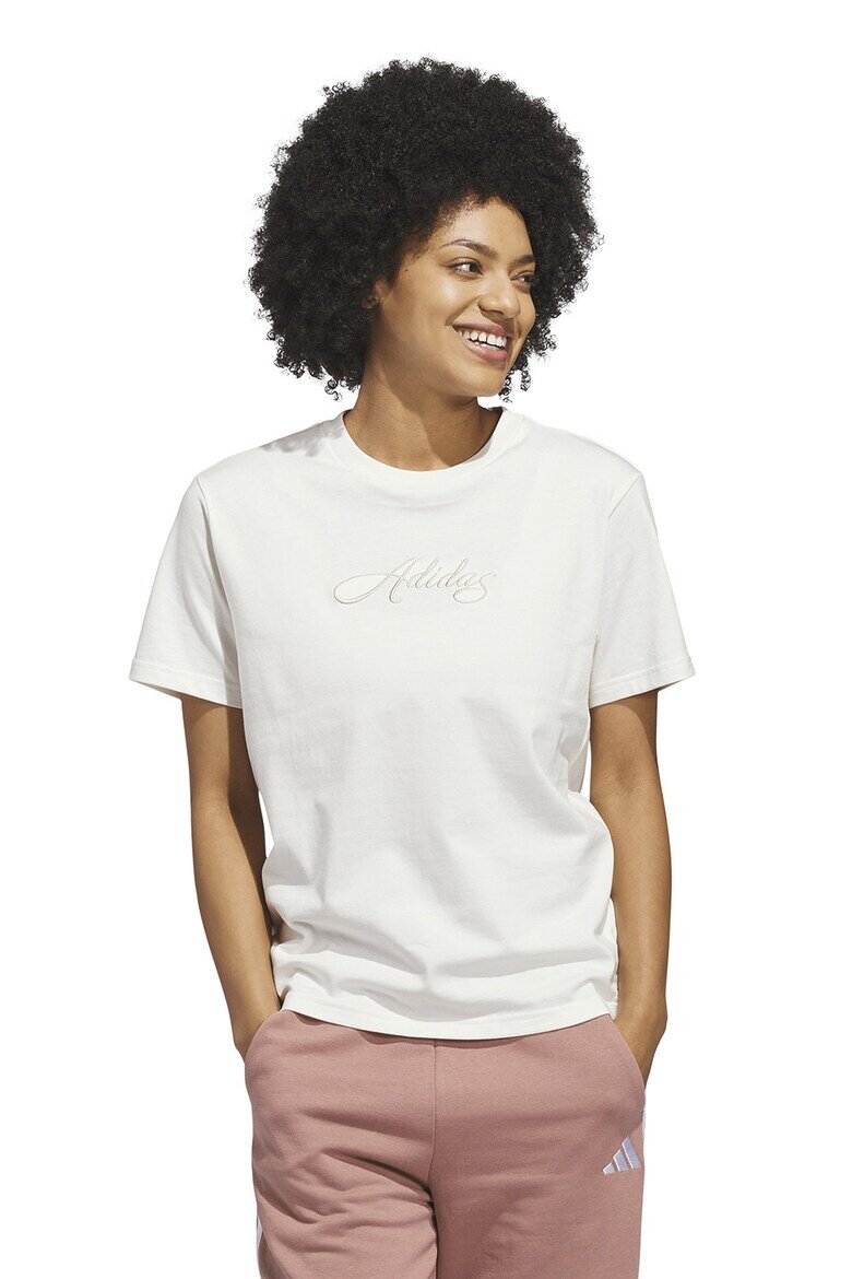 adidas Sportswear Памучна тениска Cursive с лого Мръснобял