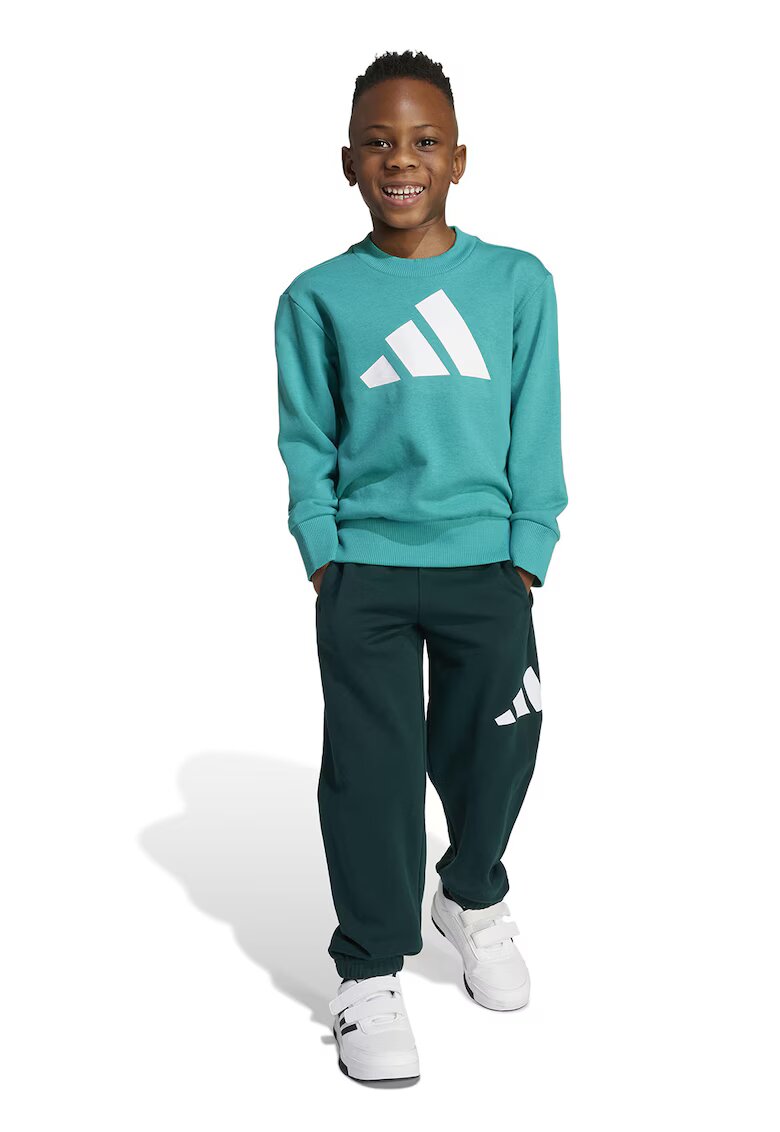 adidas Sportswear Спортен екип с лого - Бял/Зелен