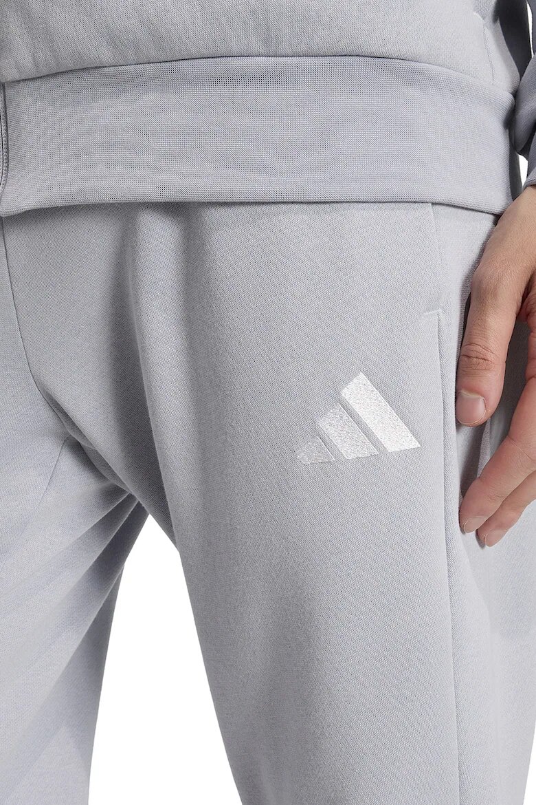 adidas Sportswear Спортен екип с памук с лого Светло сив