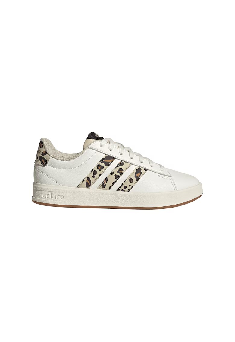 adidas Sportswear Спортни обувки GRAND COURT 3.0 от еко кожа - Кафяв/Мръснобял