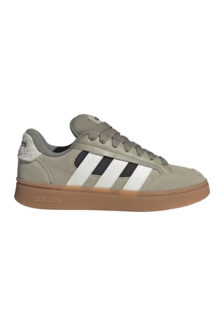 adidas Sportswear Спортни обувки от велур Grand Court Alpha с контрастни шевове - Бял/Черен/Светло кафяво