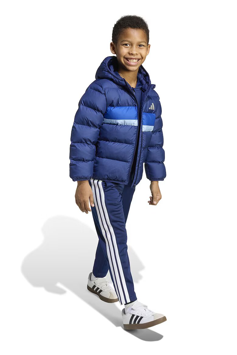 adidas Sportswear Зимно яке с качулка и капитониран ефект Син
