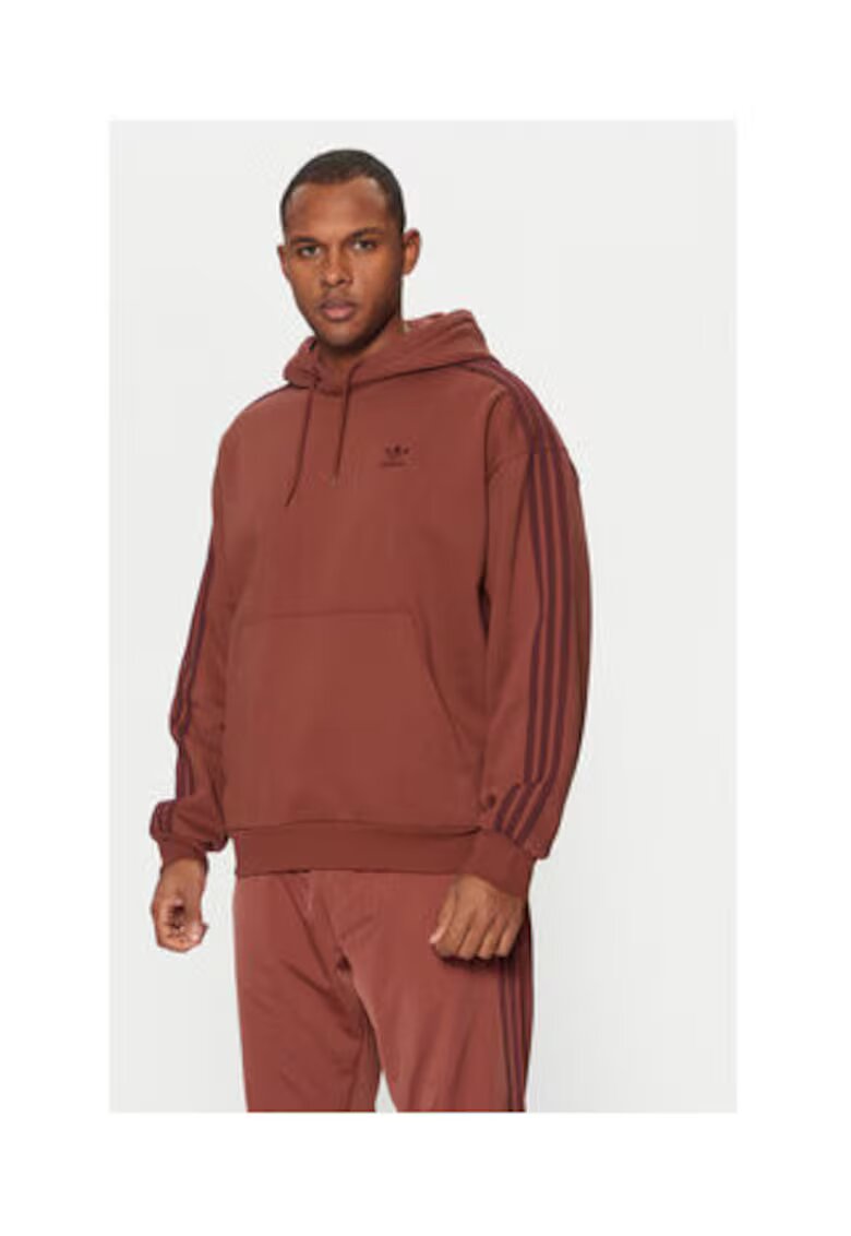adidas Суитшърт от памук с малко лого