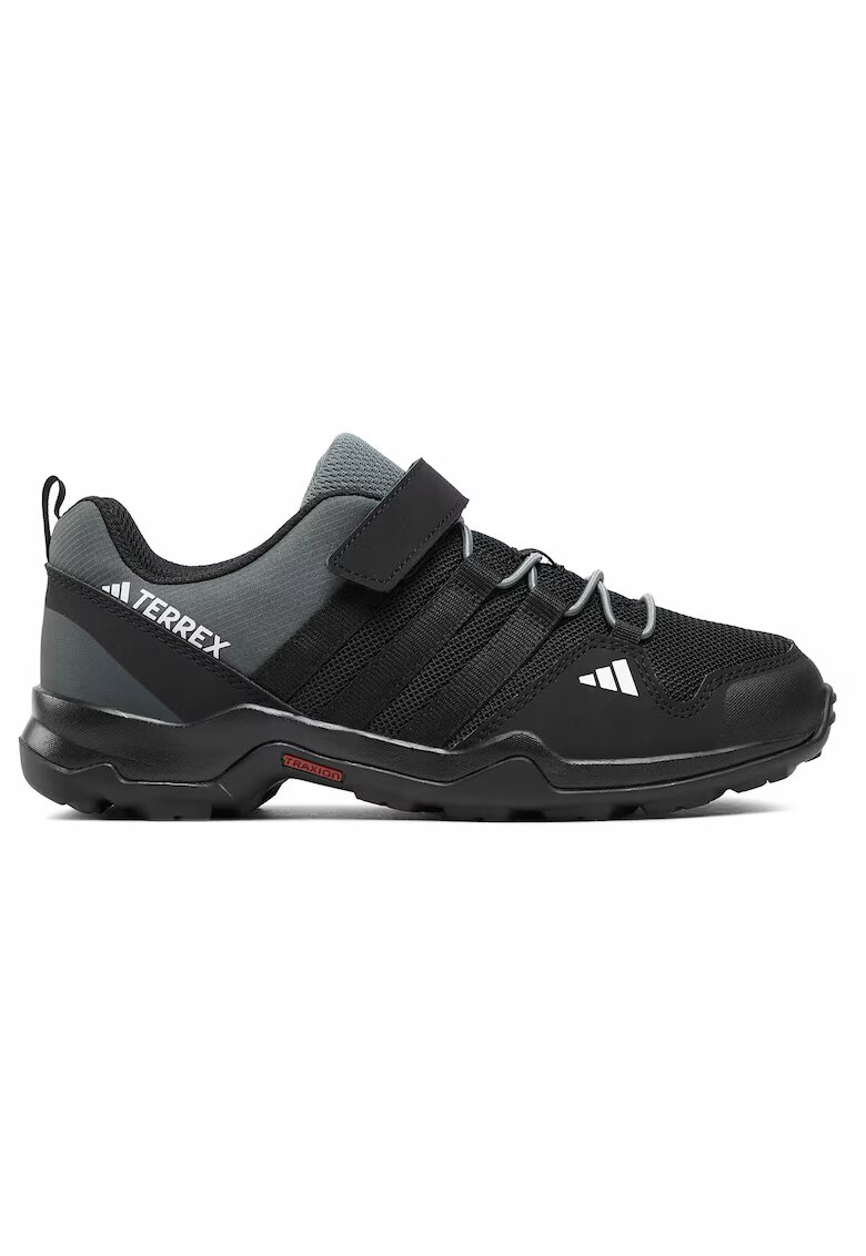 adidas Terrex AX2R ниски обувки