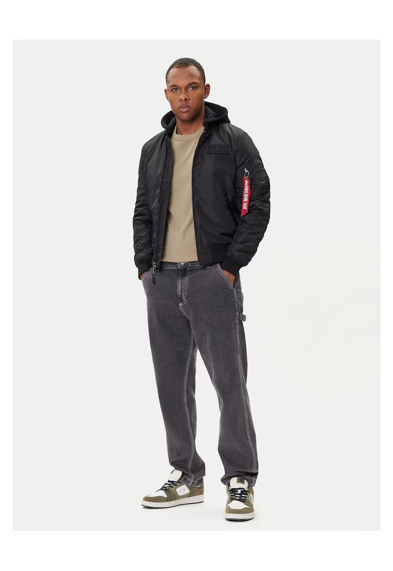 Alpha Industries Мъжко бомбър яке черно
