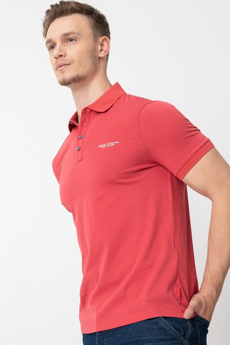 ARMANI EXCHANGE Памучна тениска слим с яка и лого Тъмночервен