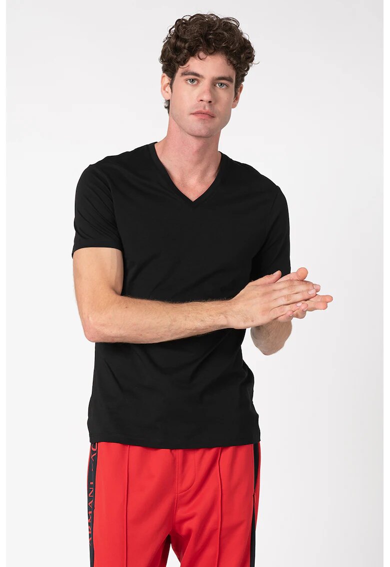 ARMANI EXCHANGE Тениска по тялото с шпиц