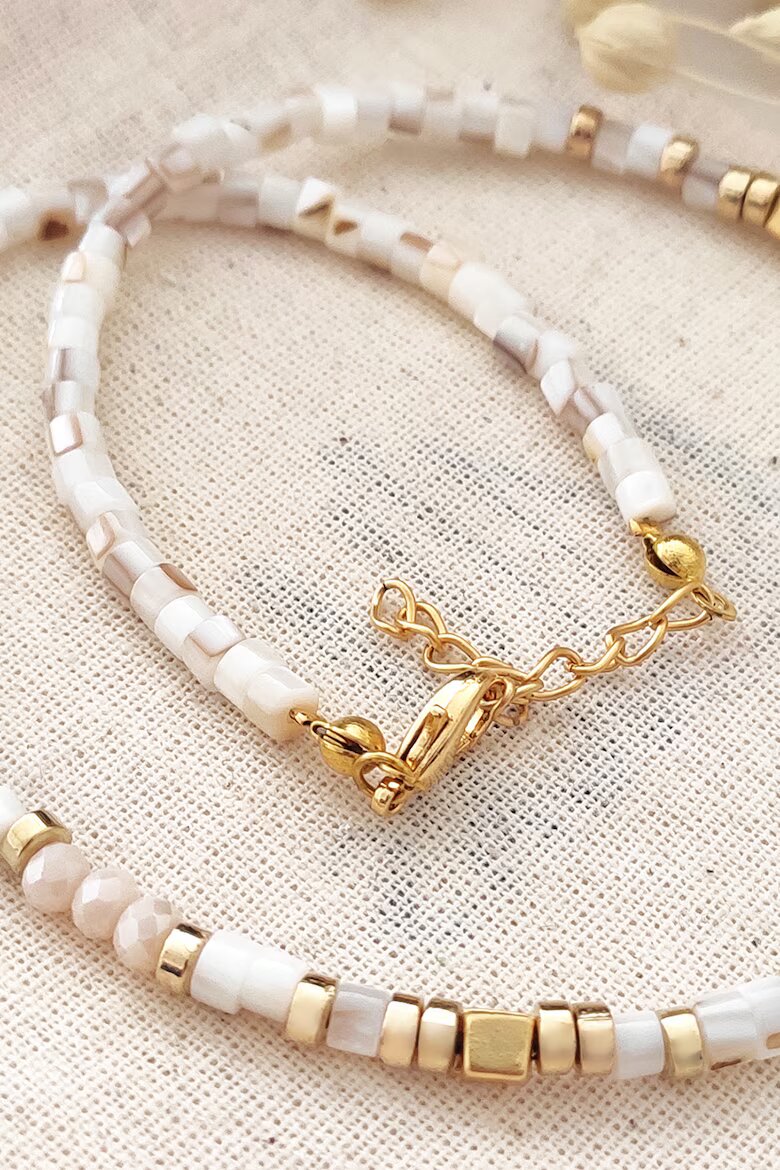 Atelier Miu Колие с камъни вариазит