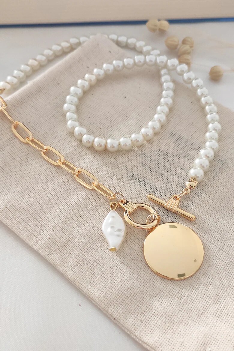 Atelier Miu Колие със синтетични перли