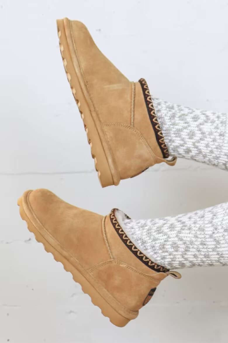BEARPAW Велурени боти без закопчаване Камел