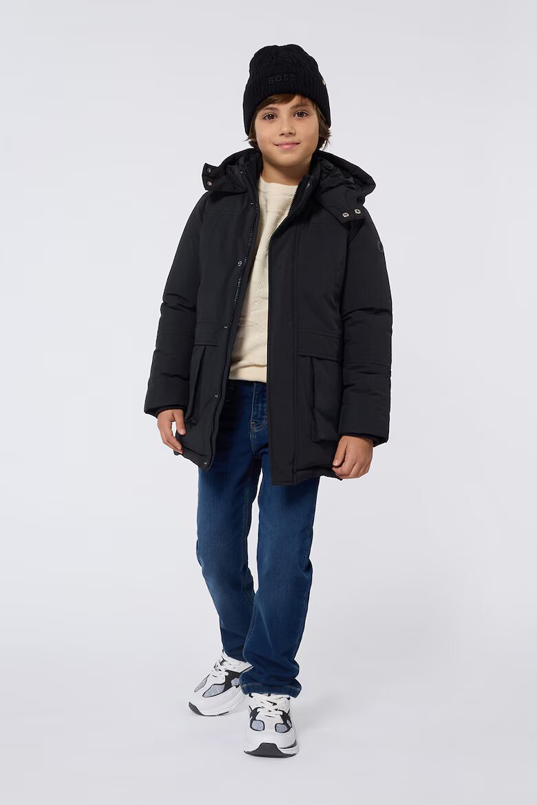 BOSS Kidswear Зимно яке с качулка и цип Черен