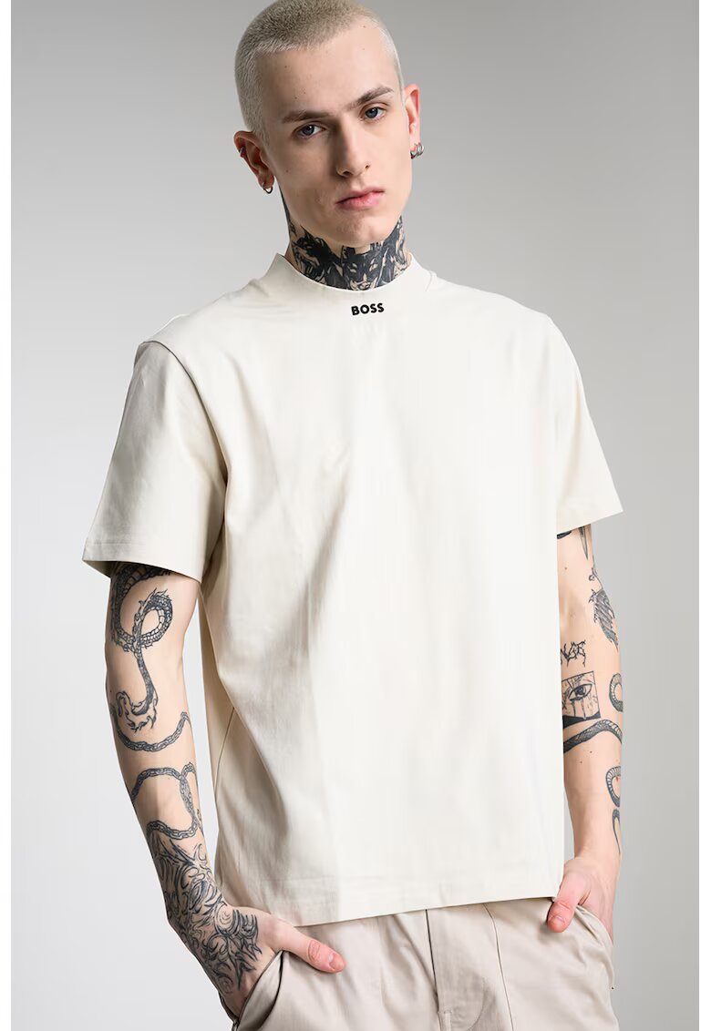 BOSS Свободна тениска Collar Zone - Светло бежово
