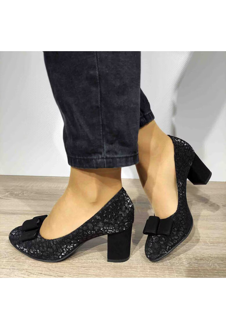Bratex Елегантни дамски обувки 0244 Black - черни
