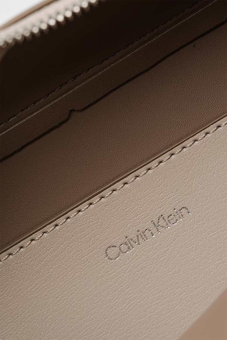 CALVIN KLEIN Чанта през рамо от еко кожа с регулируема презрамка Светло бежово