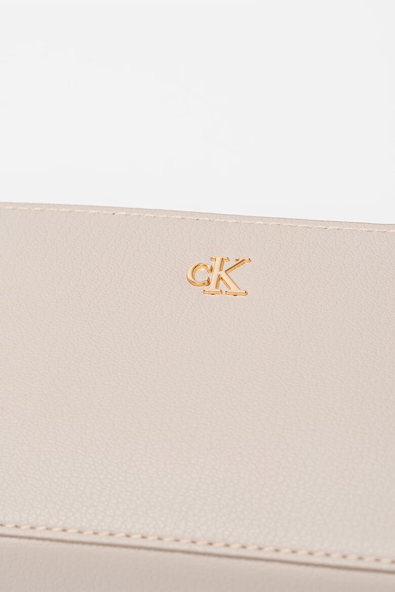 CALVIN KLEIN JEANS Чанта през рамо от еко кожа с метално лого Бежов