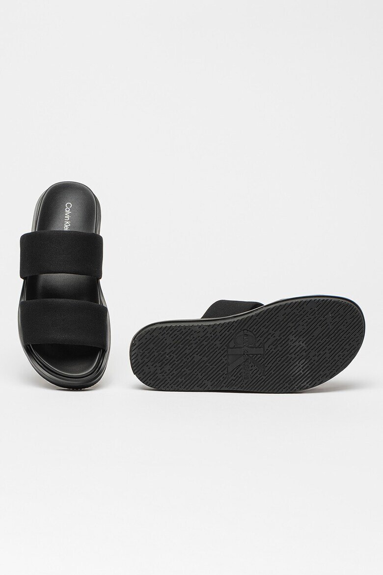 CALVIN KLEIN JEANS Чехли с платформа Черен