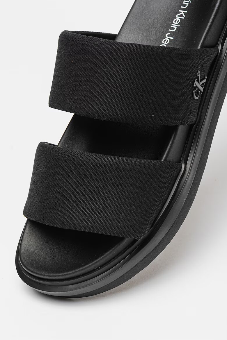 CALVIN KLEIN JEANS Чехли с платформа Черен
