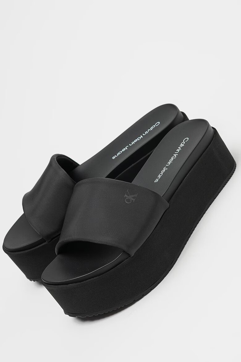 CALVIN KLEIN JEANS Чехли с равна платформа Черен
