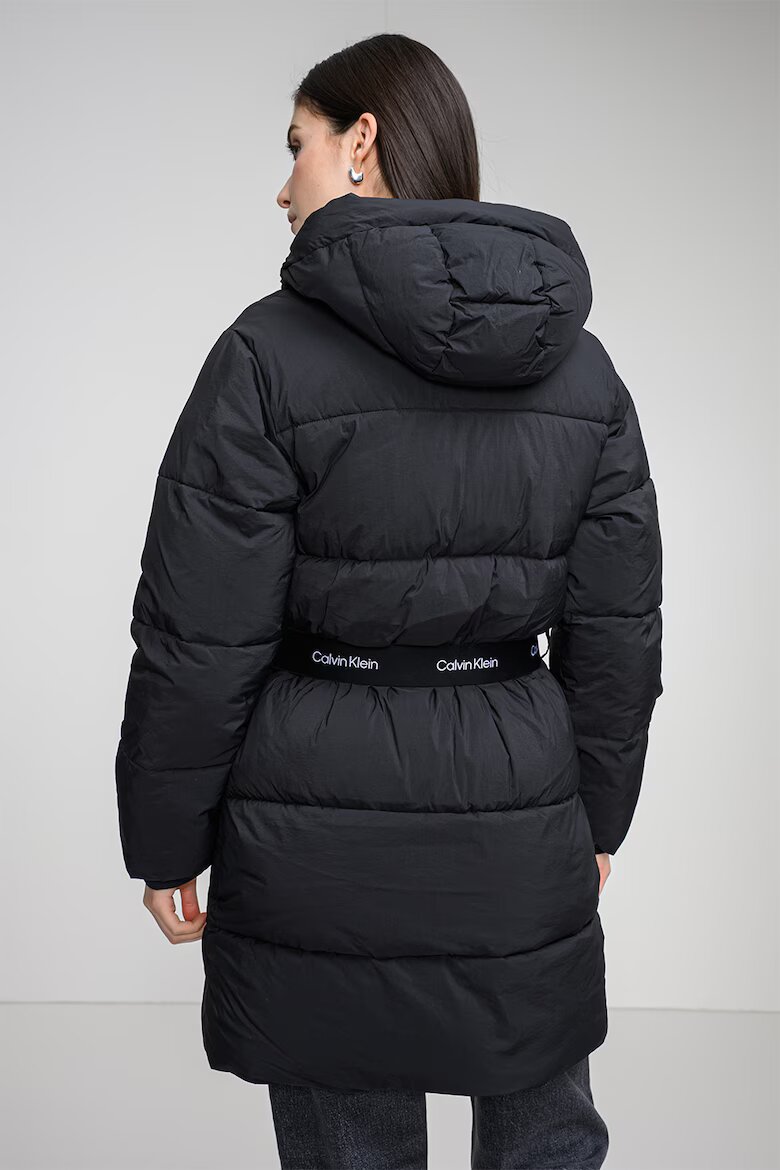 CALVIN KLEIN JEANS Дълго зимно яке с колан Черен