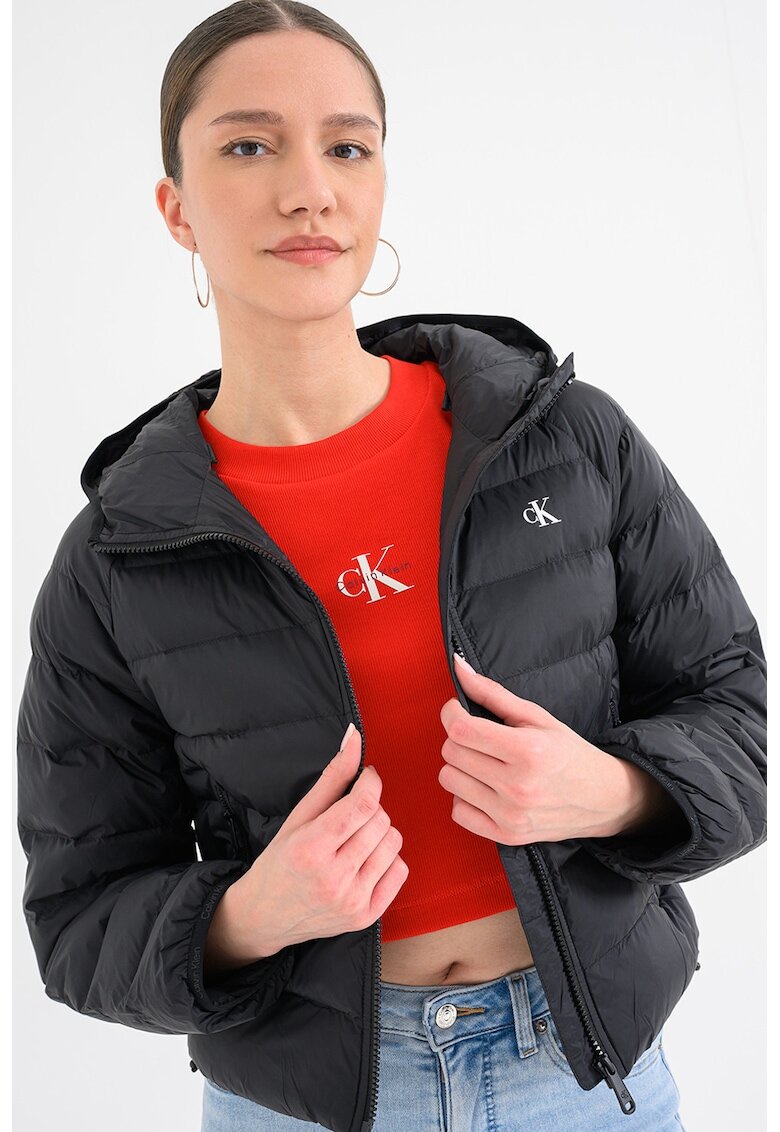 CALVIN KLEIN JEANS Късо капитонирано яке с качулка - Черен