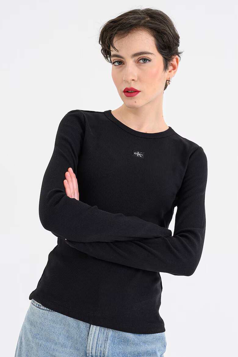CALVIN KLEIN JEANS Рипсена слим блуза с лого Черен