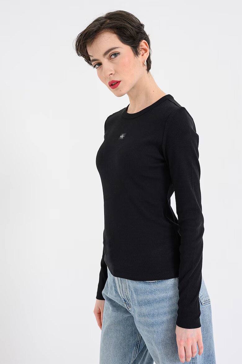 CALVIN KLEIN JEANS Рипсена слим блуза с лого Черен