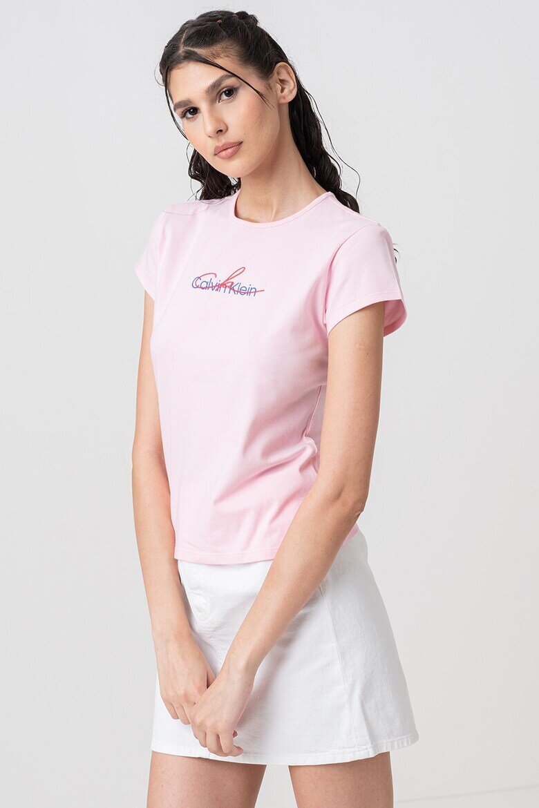 CALVIN KLEIN JEANS Слим тениска с лого Тъмносин/Пастелнорозов