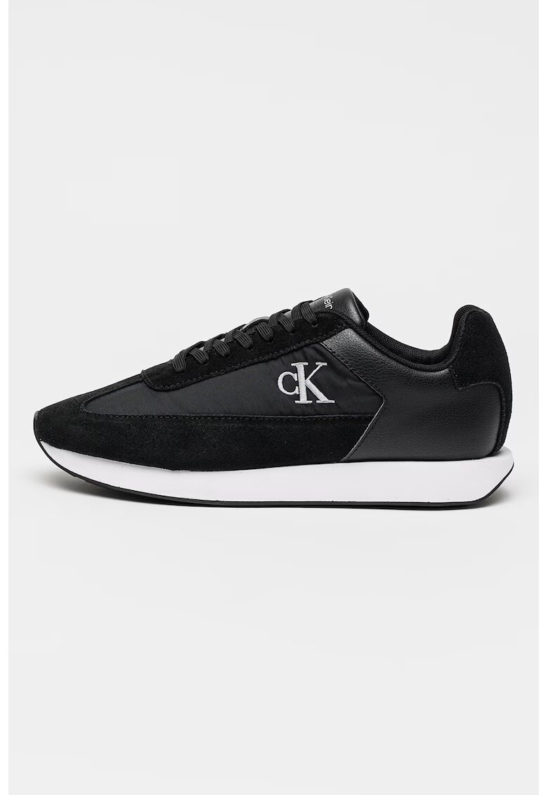 CALVIN KLEIN JEANS Спортни обувки Retro Runner с велур - Бледо синьо/Светло бежово