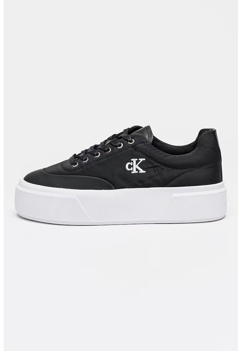 CALVIN KLEIN JEANS Спортни обувки с равна платформа и монограм - Черен/Бял