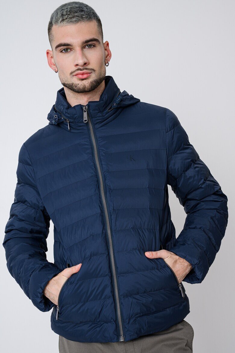 CALVIN KLEIN JEANS Ватирано яке с качулка Тъмносин