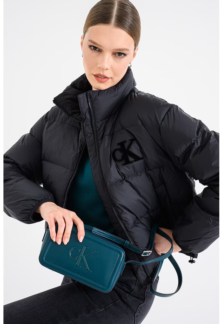 CALVIN KLEIN JEANS Ватирано зимно яке с висока яка