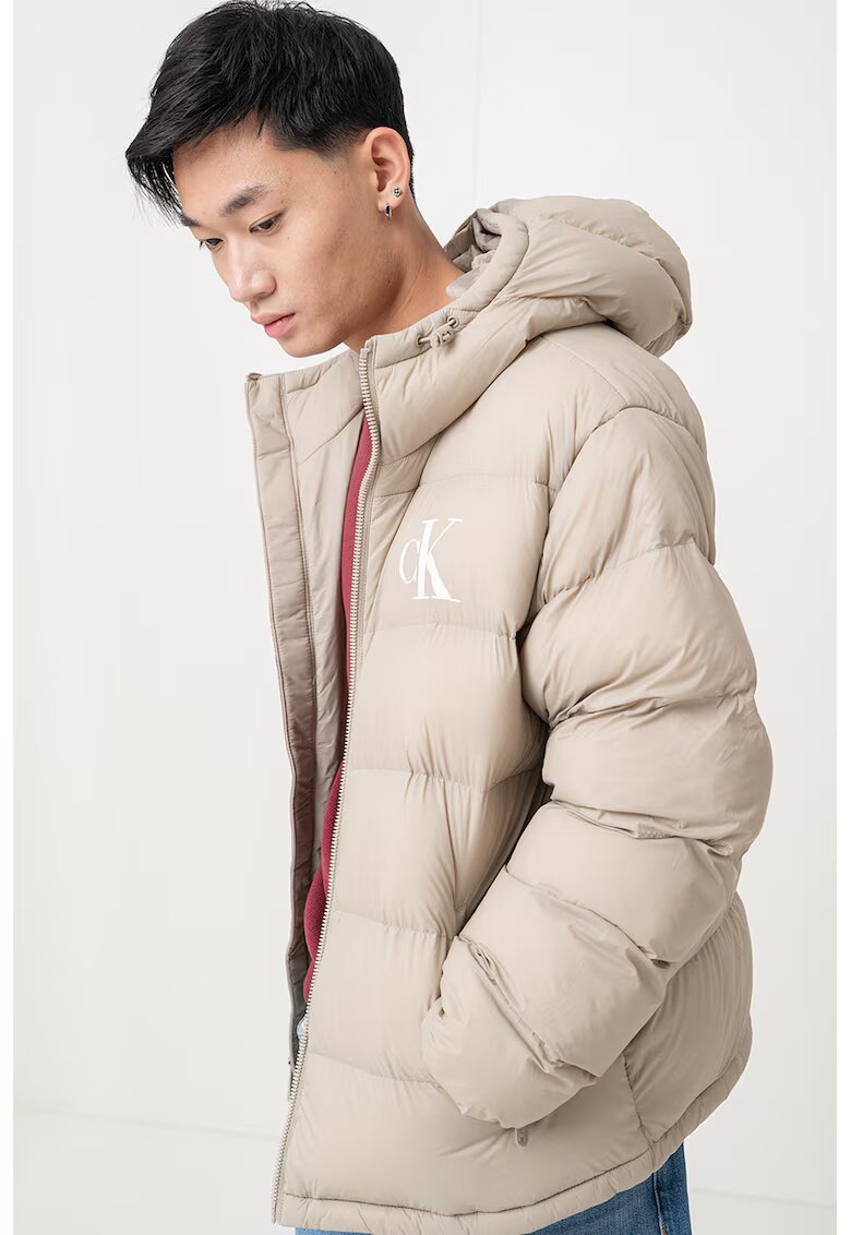 CALVIN KLEIN JEANS Зимно яке с качулка и вата
