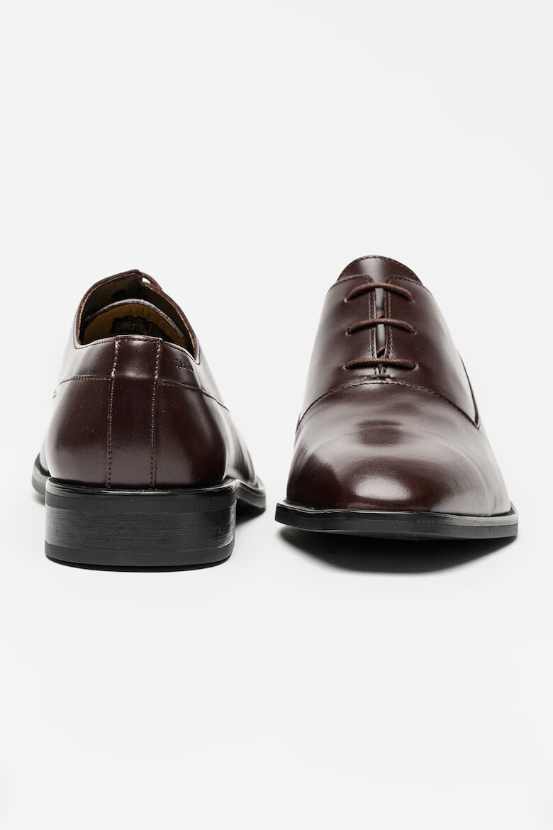 CALVIN KLEIN Кожени обувки Oxford с остър връх Коняк кафяв
