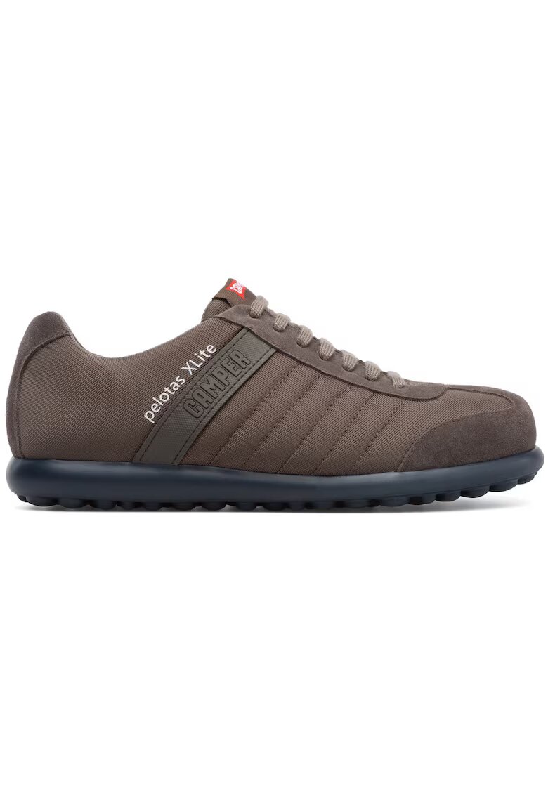 Camper Спортни обувки Pelotas Xlite с велур