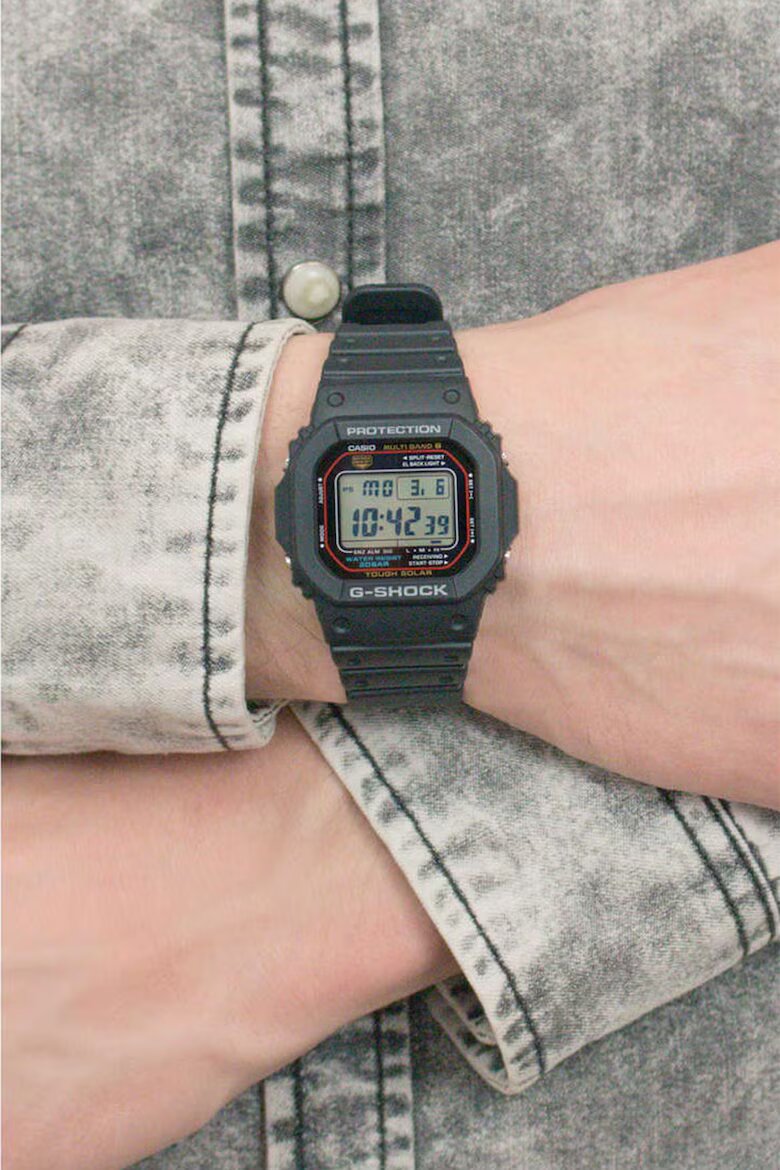 Casio Цифров часовник G-Shock