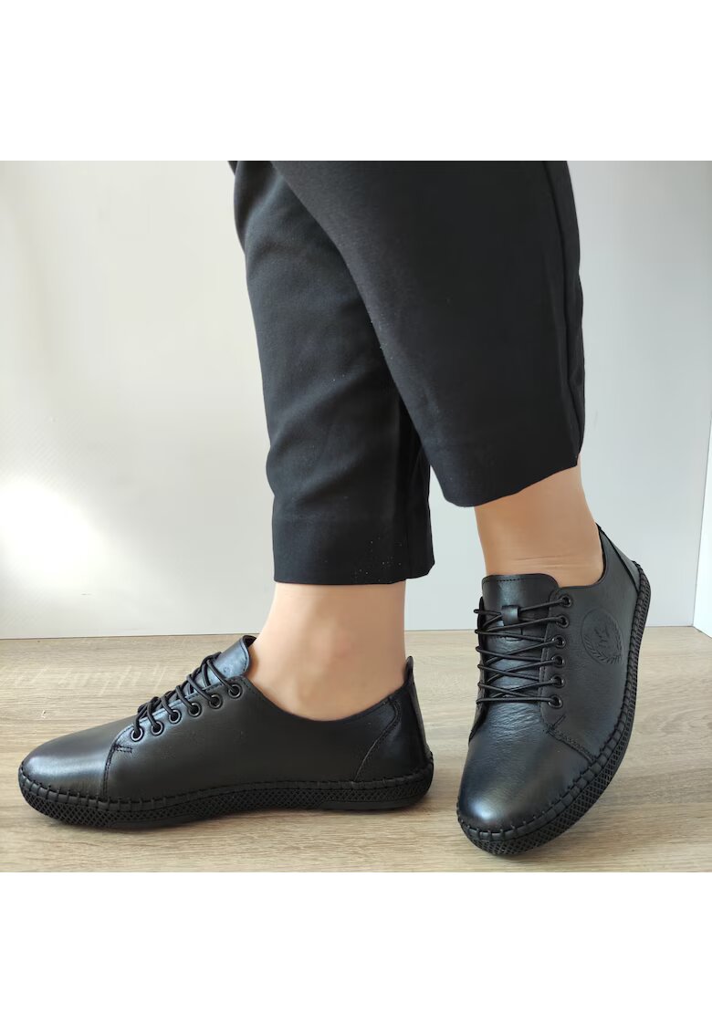 Caspian Ежедневни дамски обувки 24600 Black - черни