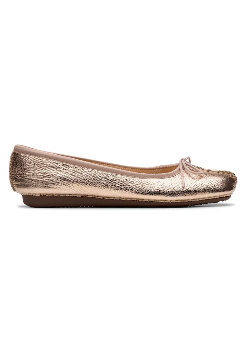 Clarks Балерини 26181353 - Естествена кожа -