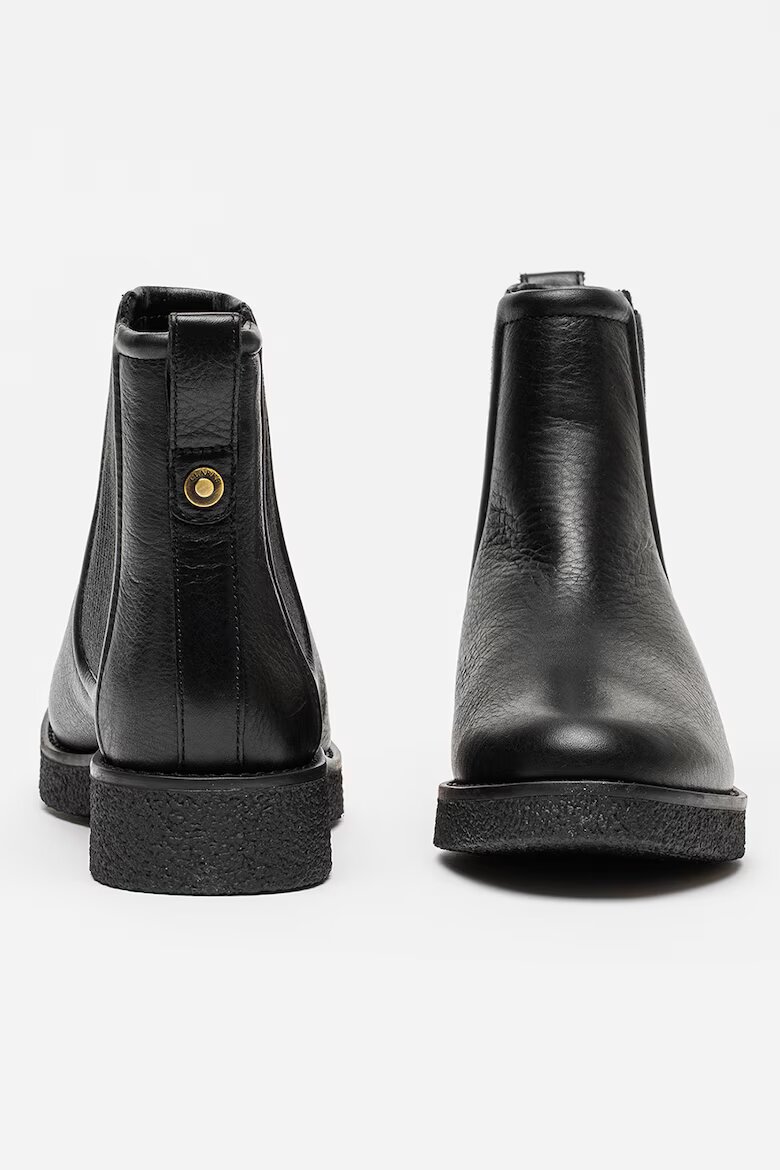 Clarks ККожени боти Nella Chelsea Черен