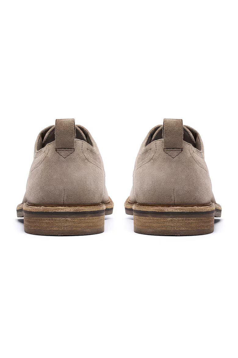 Clarks Кожени обувки Aldwin тип Derby Бежов