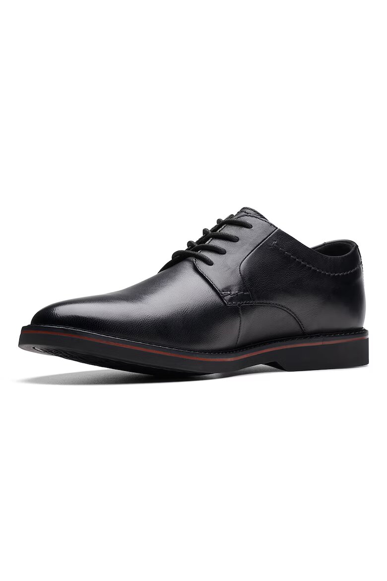 Clarks Кожени обувки Atticus тип Derby с овален връх Избеляло черно
