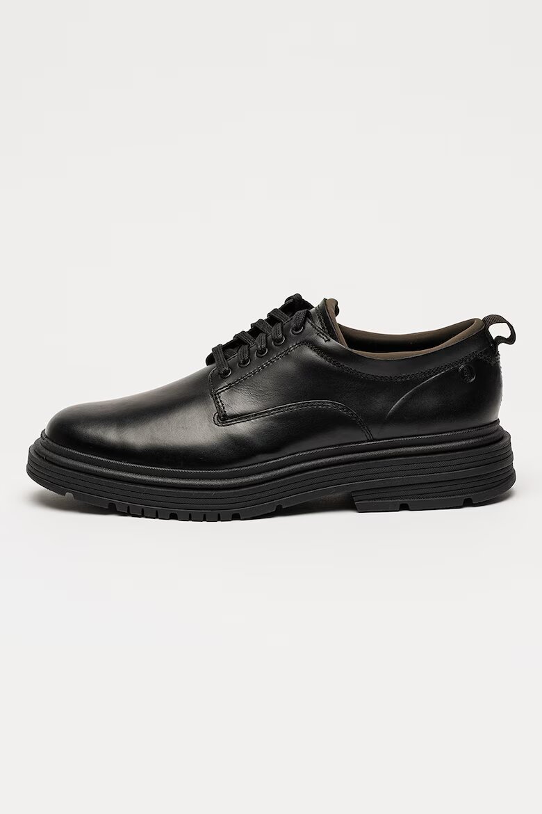 Clarks Кожени обувки Badbury с връзки Черен