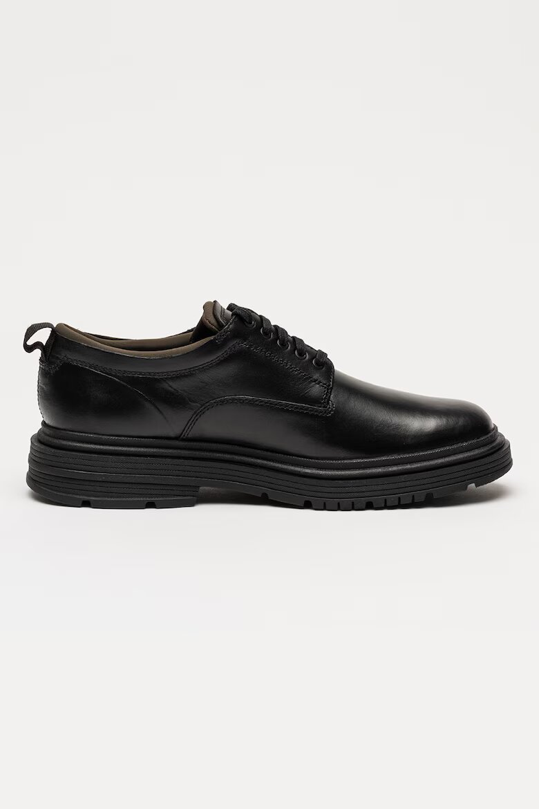 Clarks Кожени обувки Badbury с връзки Черен