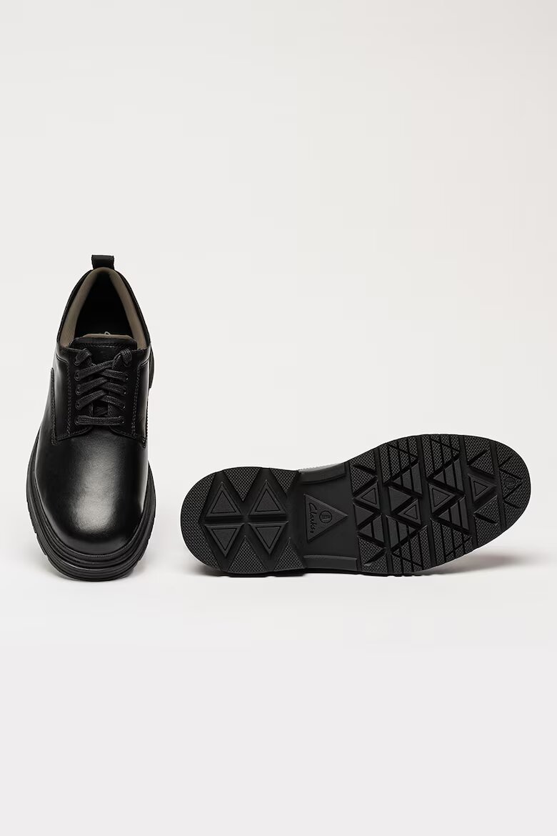 Clarks Кожени обувки Badbury с връзки Черен