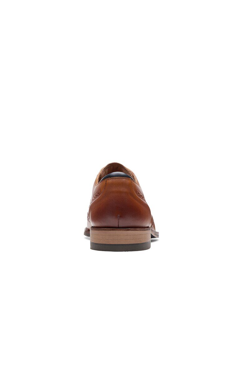 Clarks Кожени обувки Craftarlolimit тип Brogue Канелено кафяво