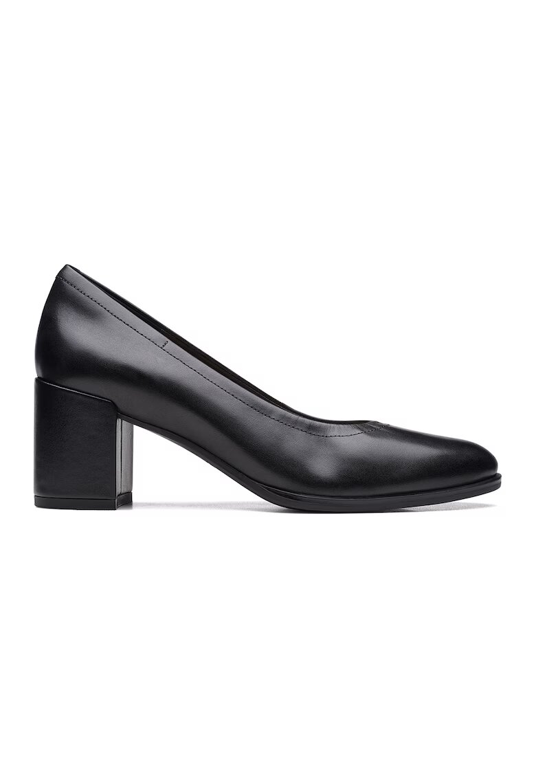 Clarks Кожени обувки Freva с масивен ток - Черен