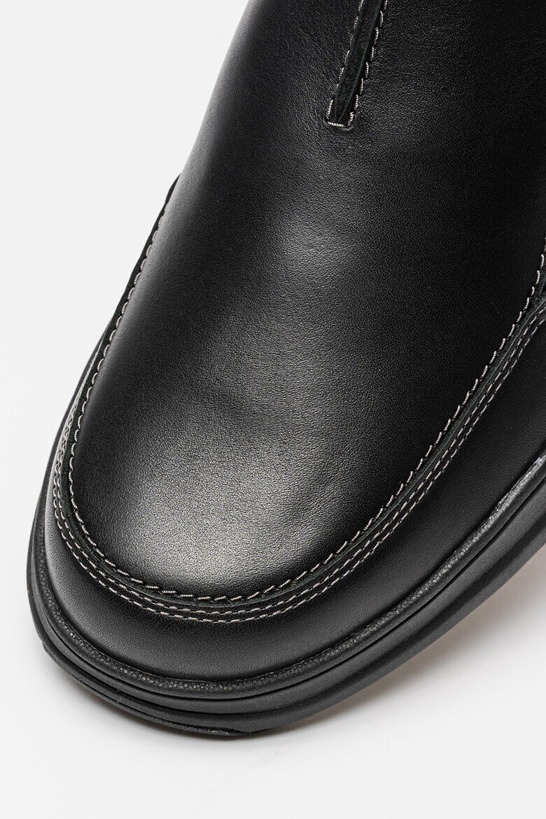 Clarks Кожени обувки Mullan с лесно обуване Черен