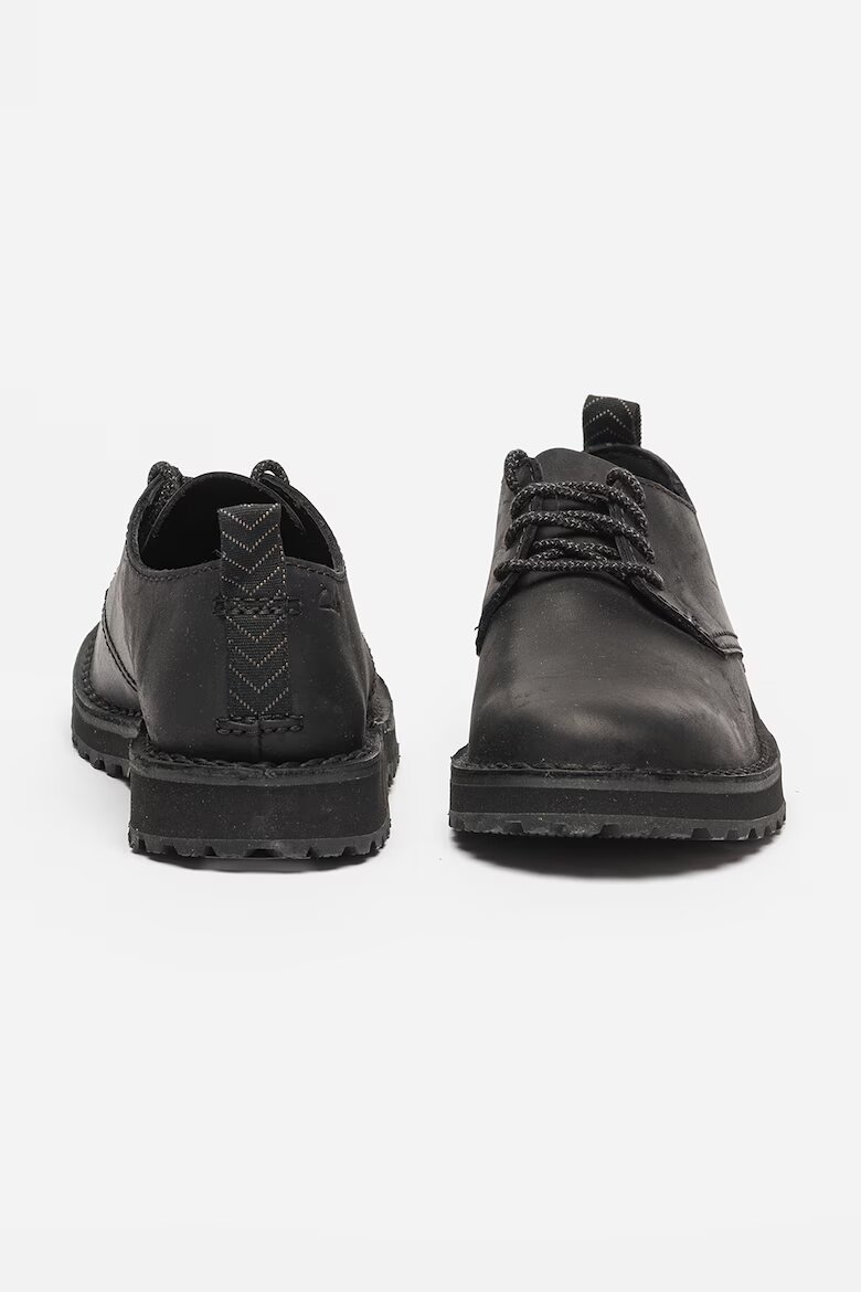Clarks Кожени обувки с лого Черен